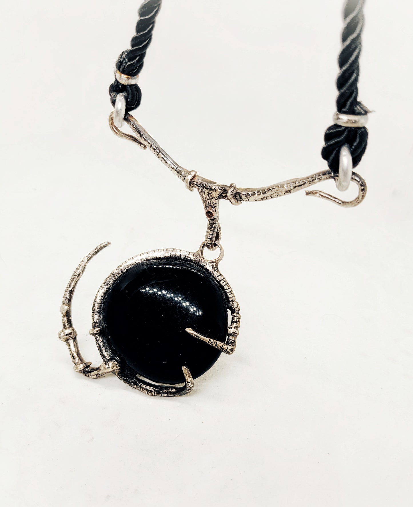 Luna Nera
