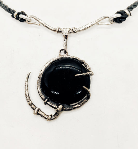 Luna Nera